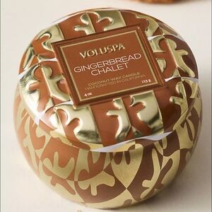 Voluspa Gourmand Gingerbread Chalet Candle